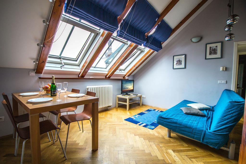 Ruterra Red Roofs View With Garage Apartment Prague Luaran gambar