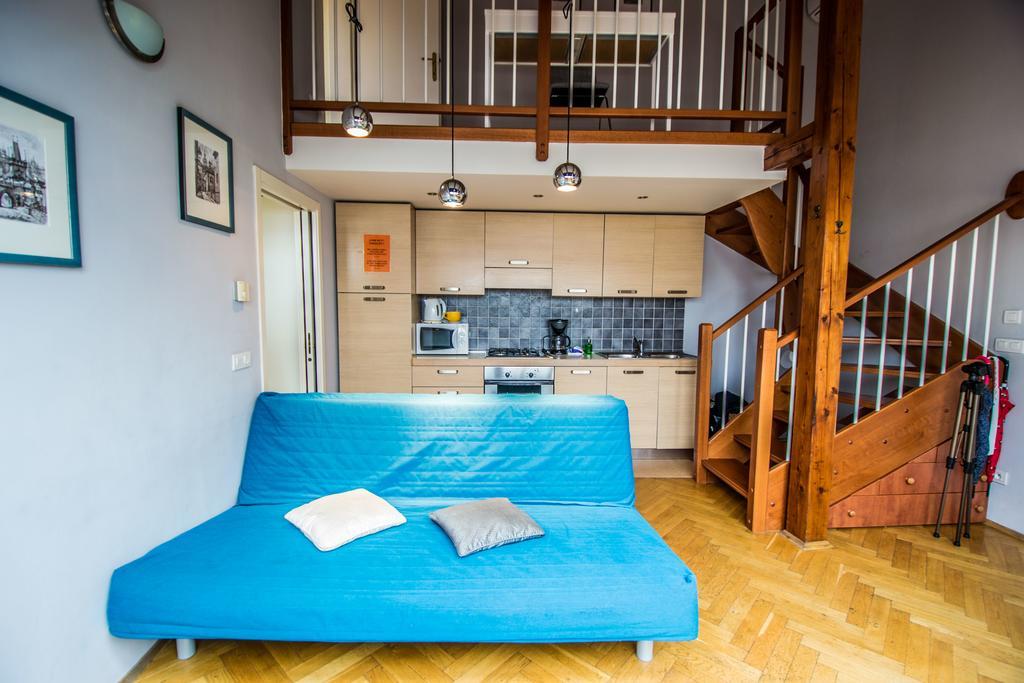 Ruterra Red Roofs View With Garage Apartment Prague Luaran gambar
