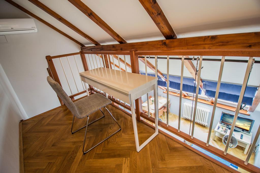 Ruterra Red Roofs View With Garage Apartment Prague Luaran gambar